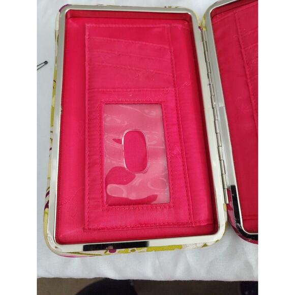 Vera Bradley Wallet Make Me Blush Pattern Clasp Close 9 Card Holders - Picture 7 of 10